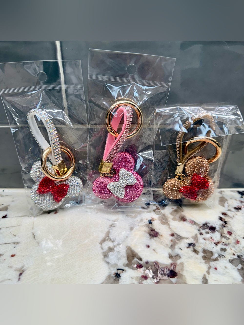 Brand New Set of 3 Minnie Keychains 🎀
